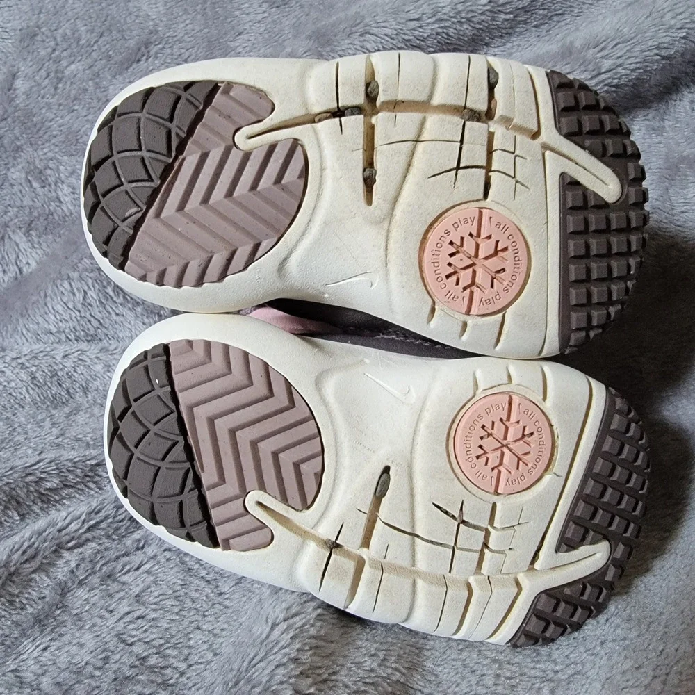 Nike flex advance